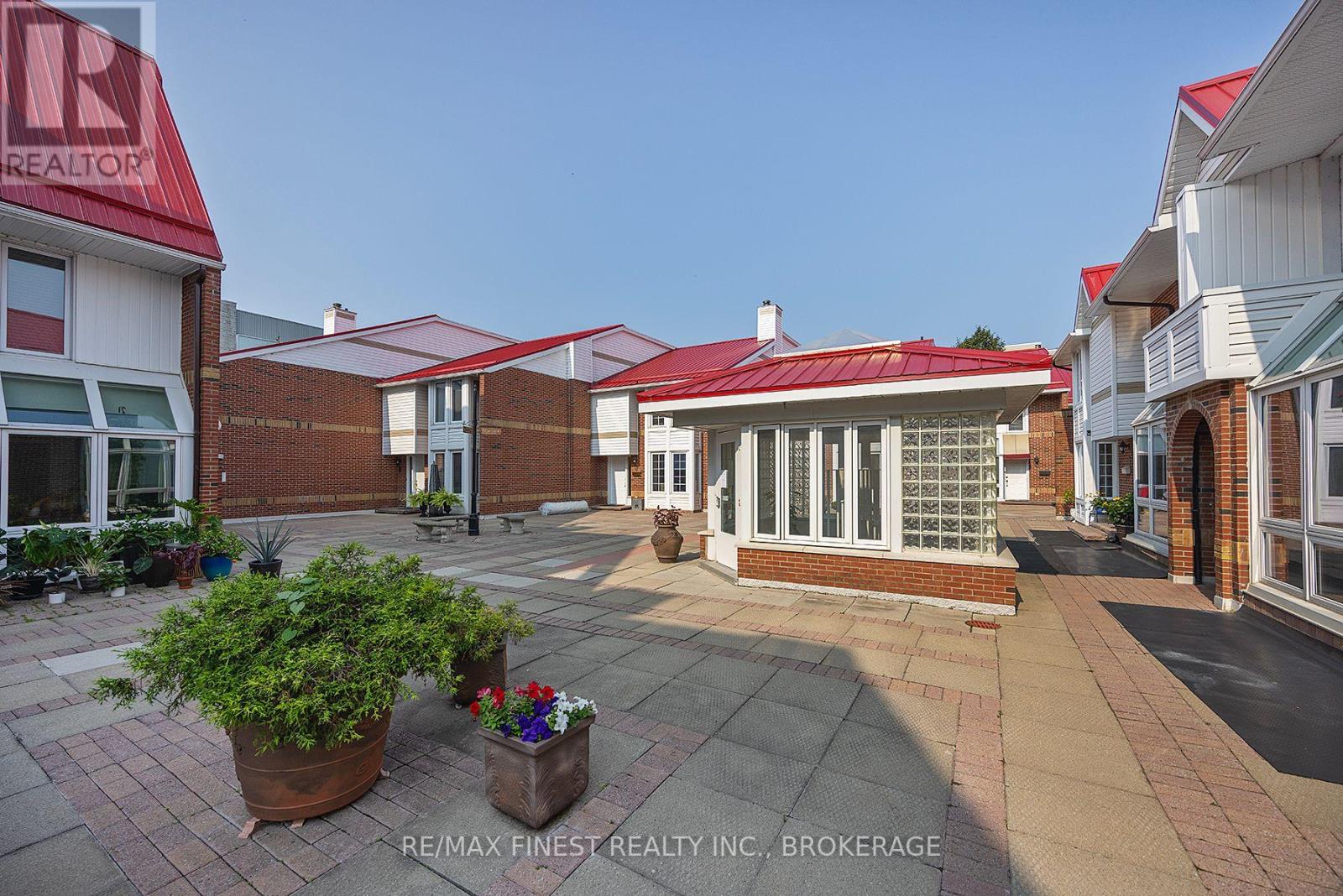 26 - 1 Place D'armes, Kingston, Ontario  K7K 6S1 - Photo 5 - X12713822