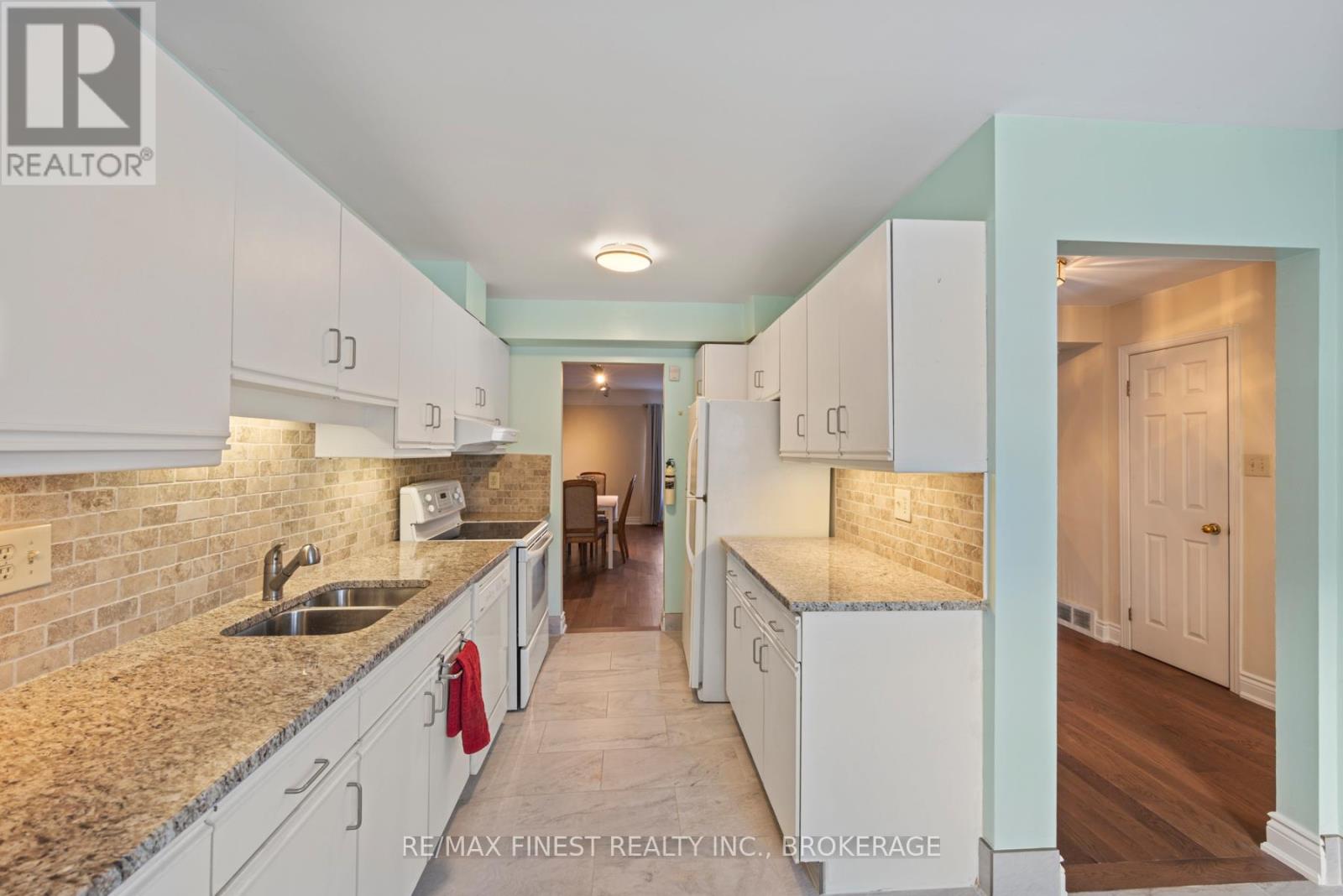 26 - 1 Place D'armes, Kingston, Ontario  K7K 6S1 - Photo 9 - X12713822