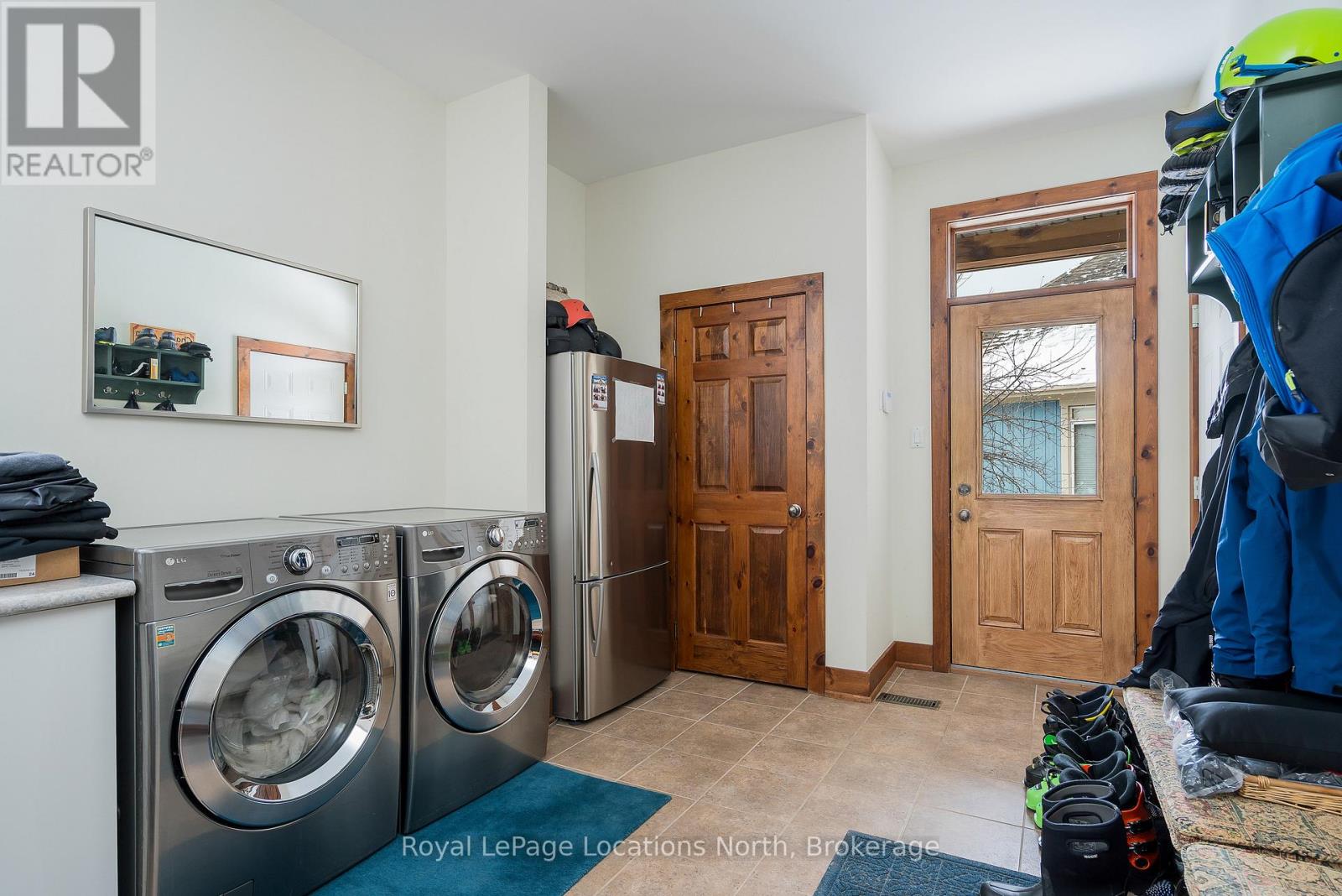 143 National Drive, Blue Mountains, Ontario  L9Y 0B7 - Photo 12 - X12713862