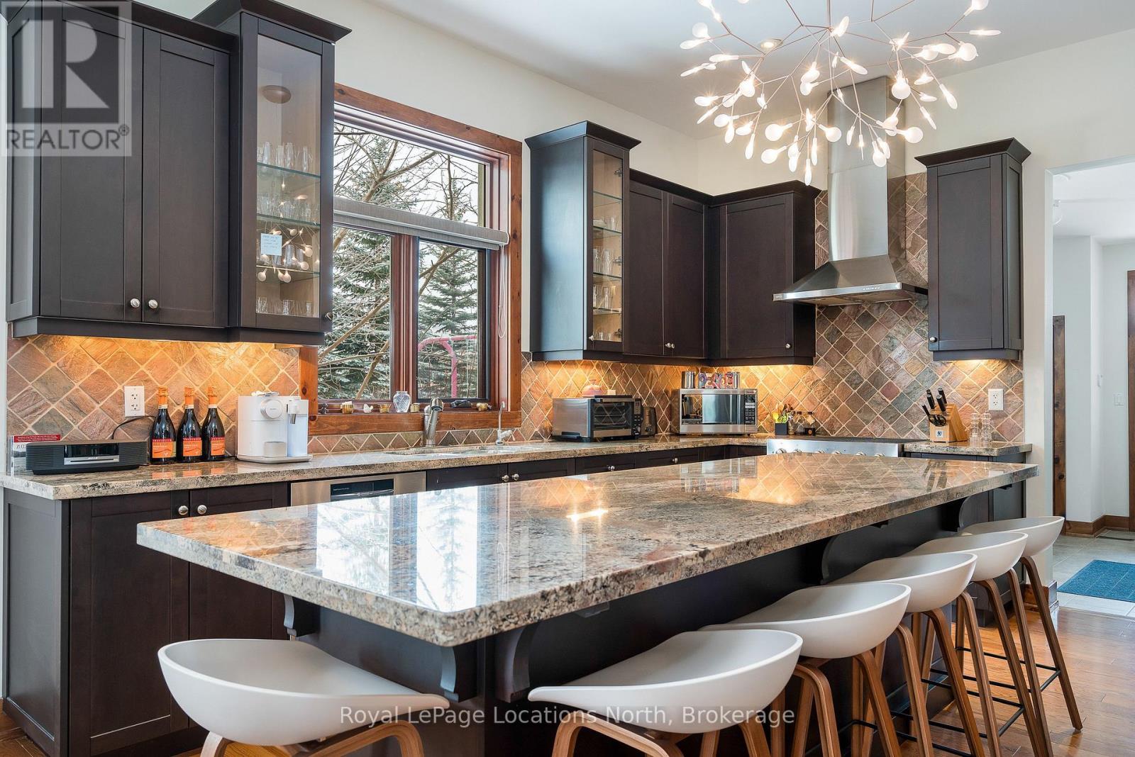 143 National Drive, Blue Mountains, Ontario  L9Y 0B7 - Photo 7 - X12713862