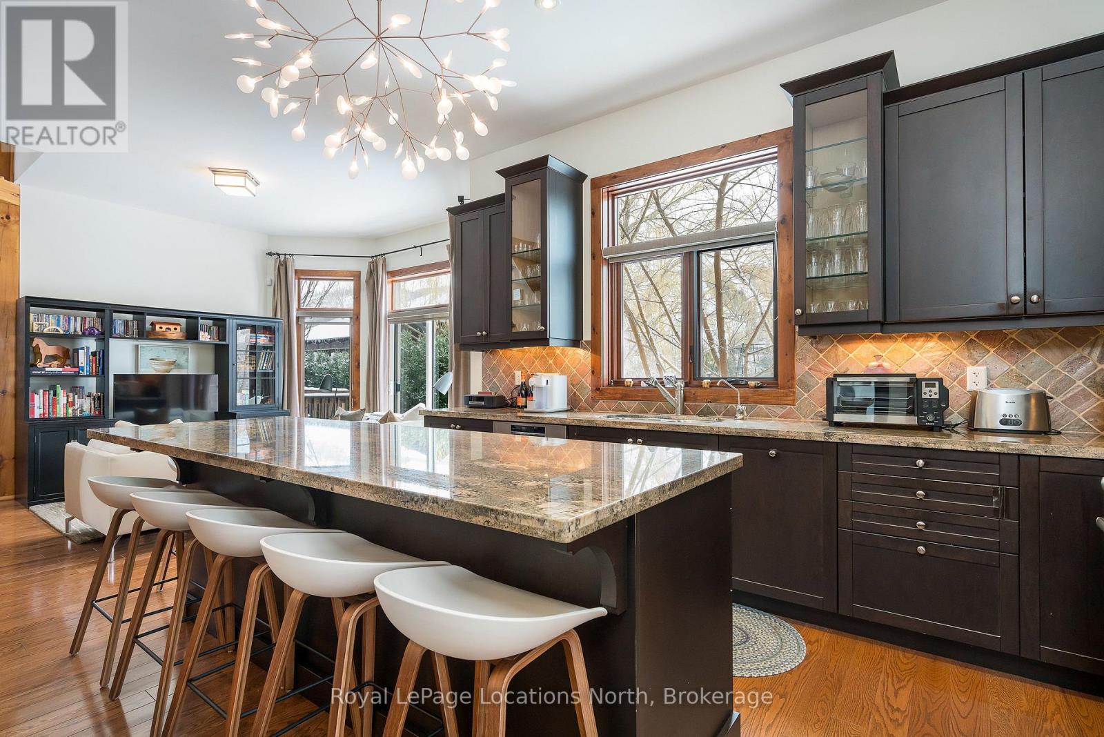 143 National Drive, Blue Mountains, Ontario  L9Y 0B7 - Photo 8 - X12713862