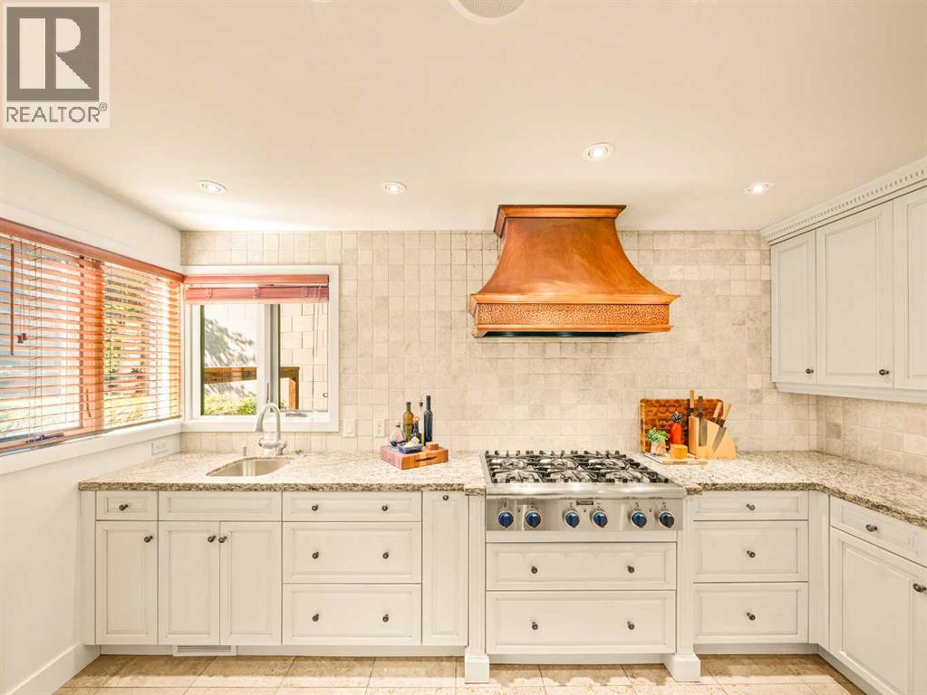 2716 Carleton Street Sw, Calgary, Alberta  T2T 3K9 - Photo 7 - A2278226