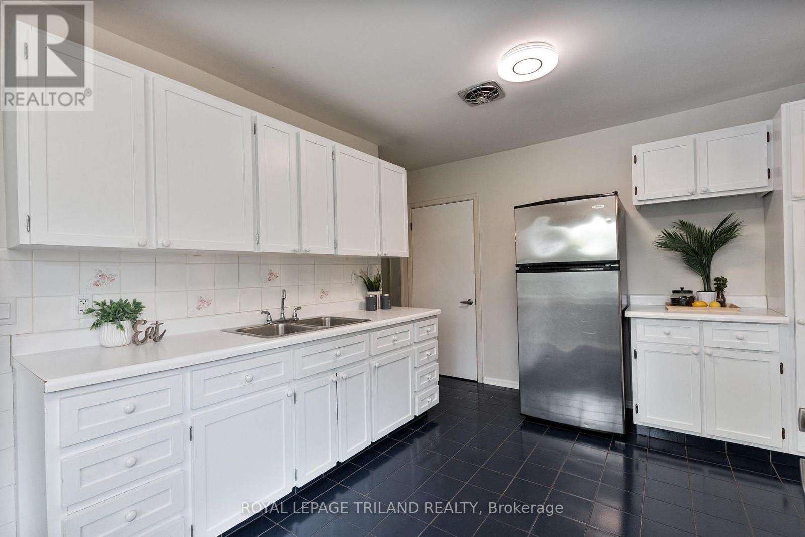 1631 Kathryn Drive, London North, Ontario  N6G 2R7 - Photo 14 - X12713668