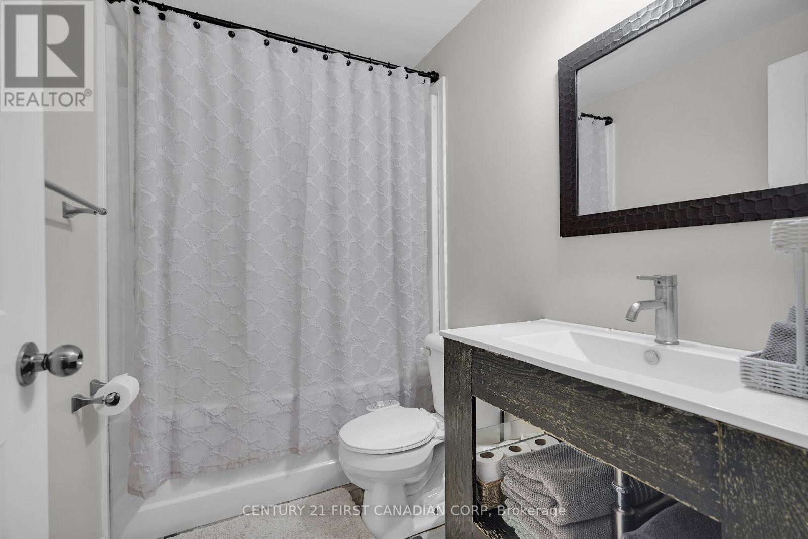 916 Roulston Street, London North, Ontario  N6H 0E6 - Photo 28 - X12713780