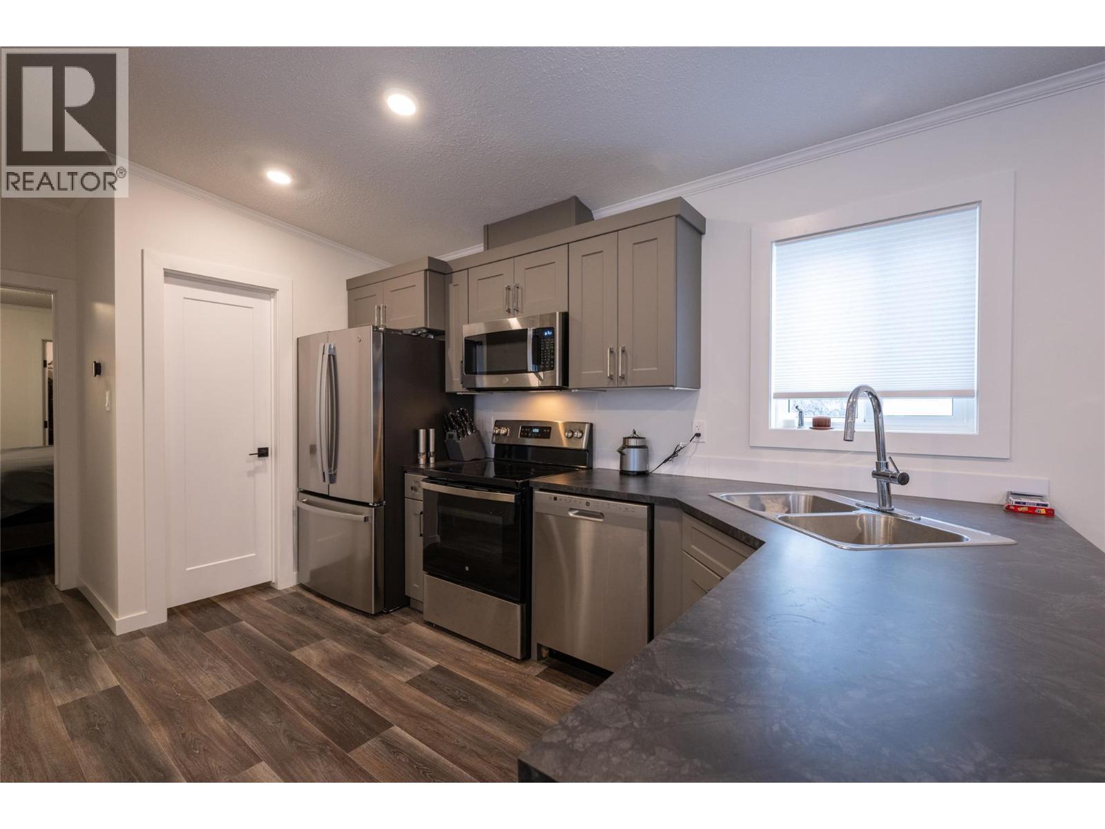 2401 Ord Road Unit# 77, Kamloops, British Columbia V2B 7V8 - Photo 7 - 10372580