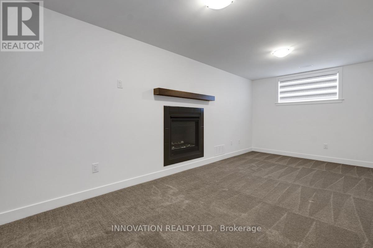 2349 Goldhawk Drive, Ottawa, Ontario  K2S 2X3 - Photo 39 - X12713732