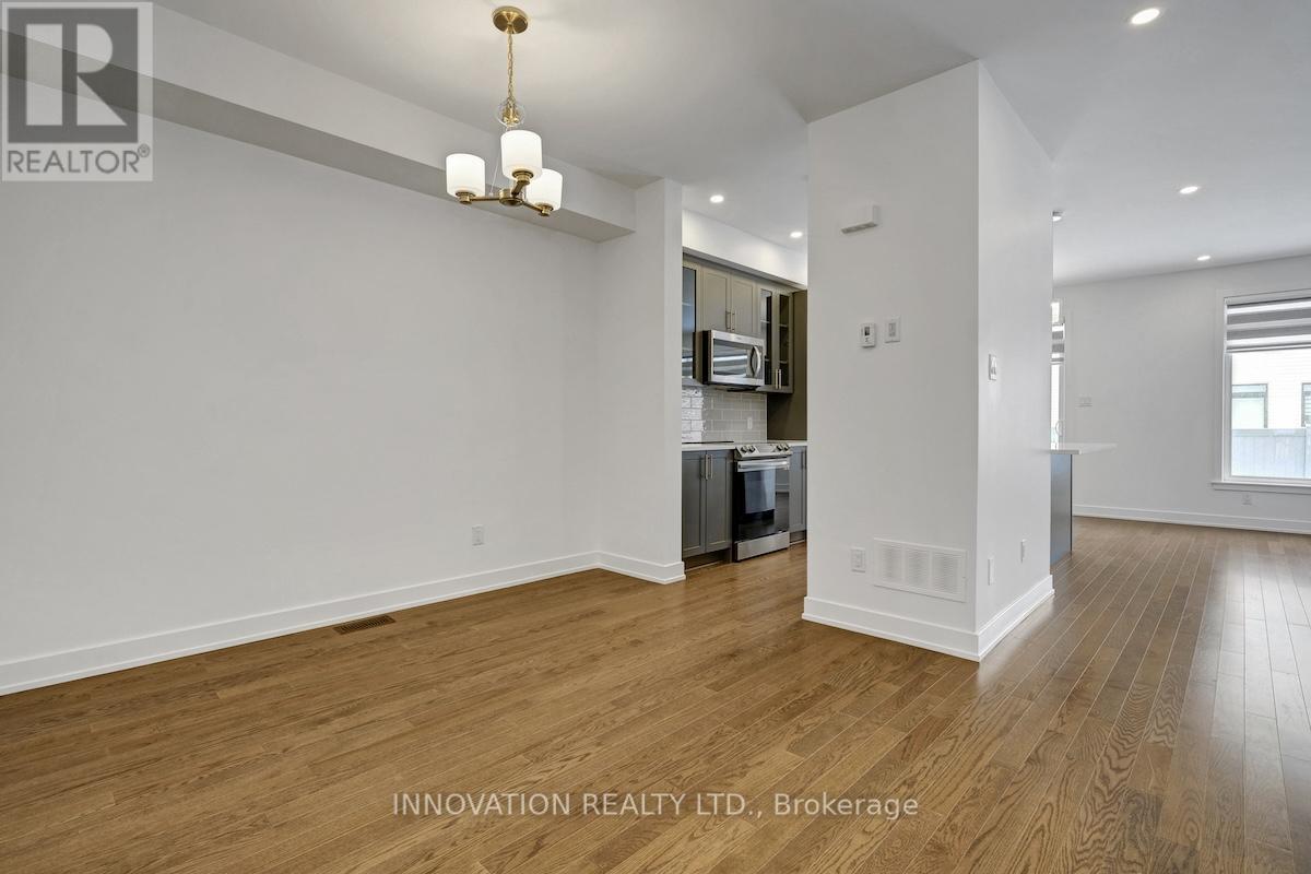 2349 Goldhawk Drive, Ottawa, Ontario  K2S 2X3 - Photo 7 - X12713732