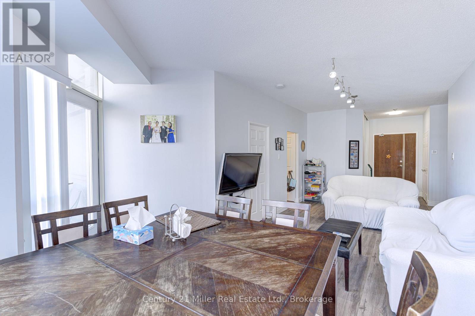 319 - 2511 Lakeshore Road W, Oakville, Ontario  L6L 6L9 - Photo 16 - W12713718