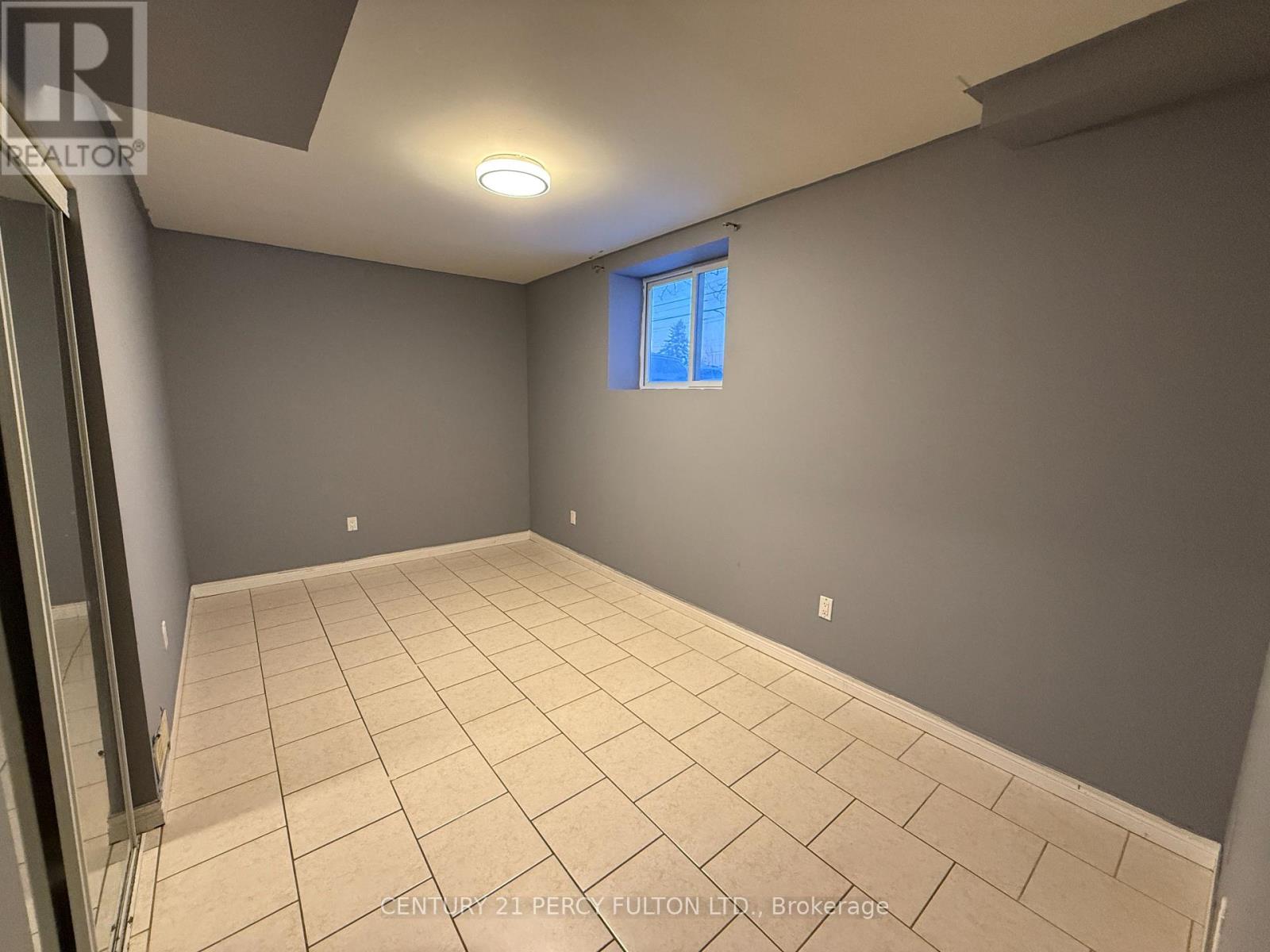 134 Thickson Road N, Whitby, Ontario  L1N 3R2 - Photo 6 - E12706590