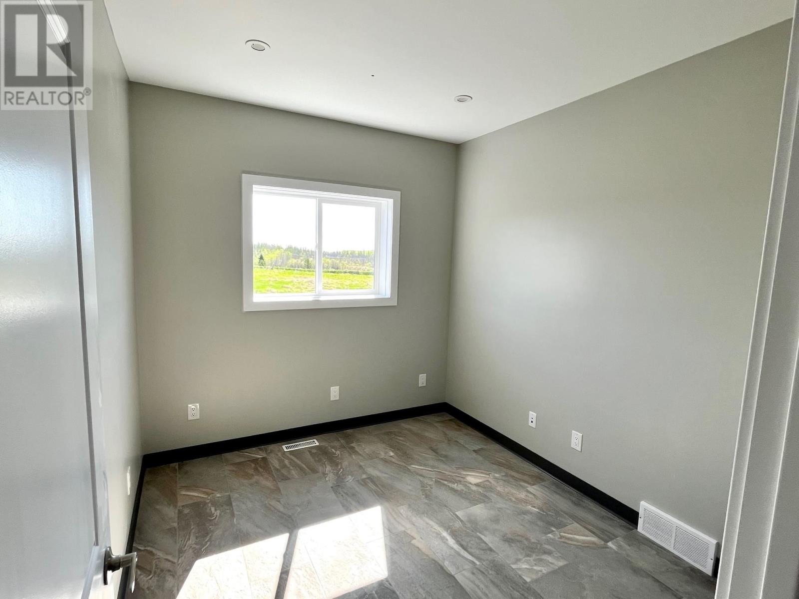 15 Dehoop Dr, Murillo, Ontario  P0T 2G0 - Photo 11 - TB2600103