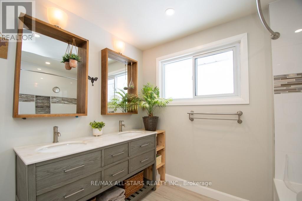 513 Highway 35 S, Kawartha Lakes, Ontario  L0A 1K0 - Photo 16 - X12713664