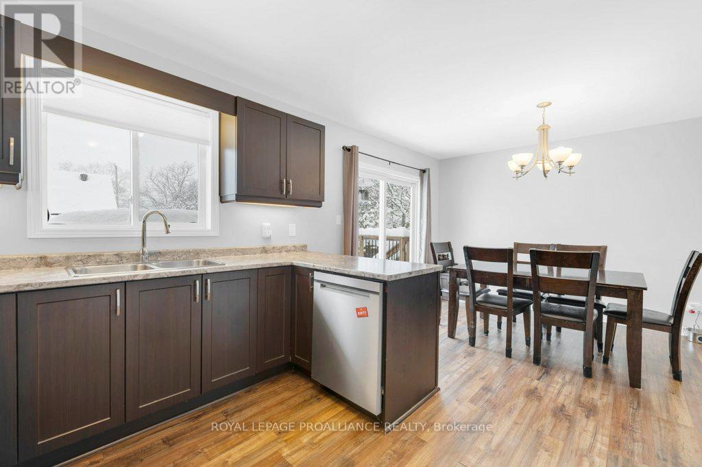 8 Gilmour Court, Quinte West, Ontario  K8V 6V6 - Photo 16 - X12713772