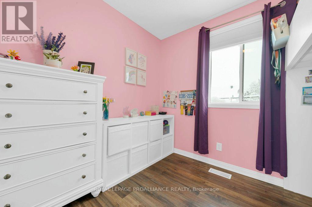 8 Gilmour Court, Quinte West, Ontario  K8V 6V6 - Photo 20 - X12713772