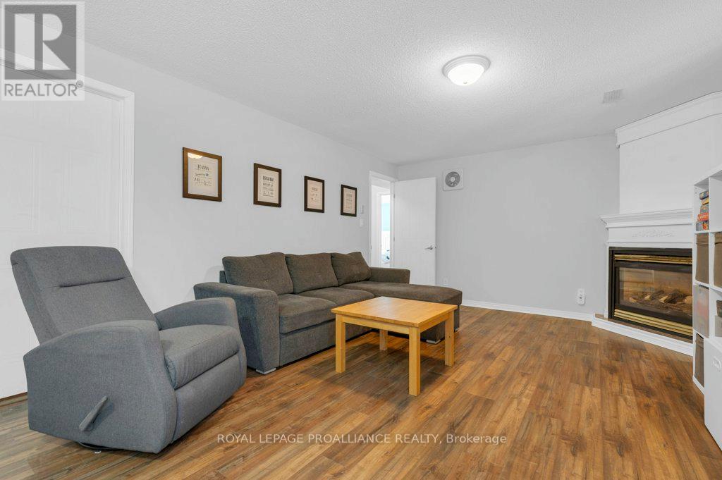 8 Gilmour Court, Quinte West, Ontario  K8V 6V6 - Photo 25 - X12713772