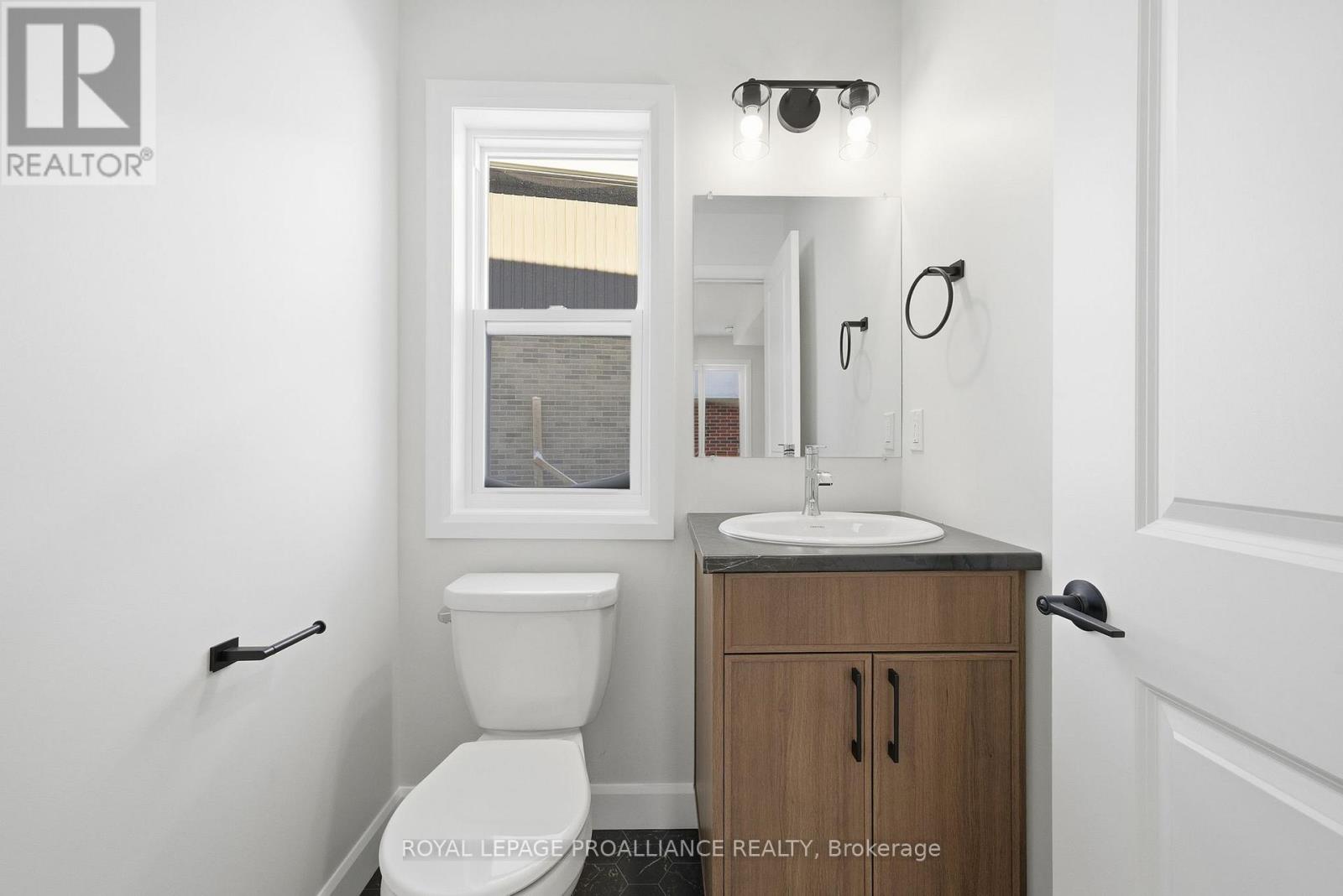 93 Raycroft Drive, Belleville, Ontario  K8N 0R5 - Photo 11 - X12713806