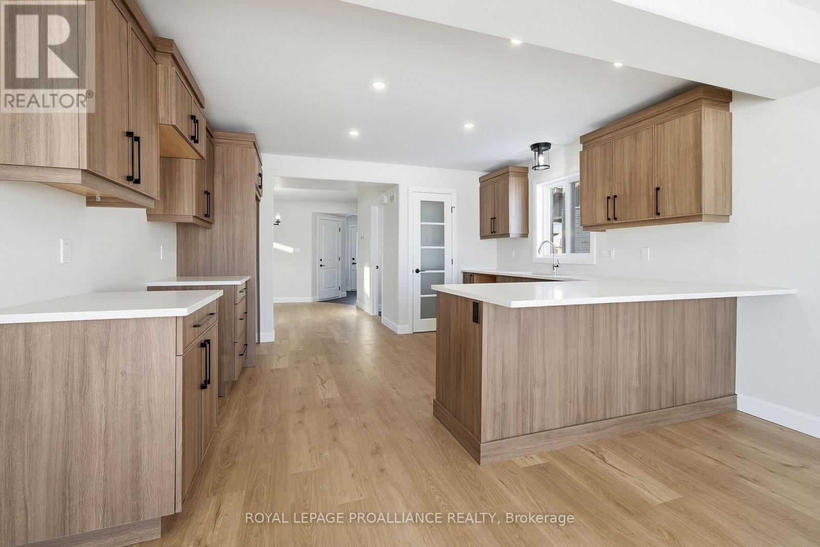 93 Raycroft Drive, Belleville, Ontario  K8N 0R5 - Photo 15 - X12713806