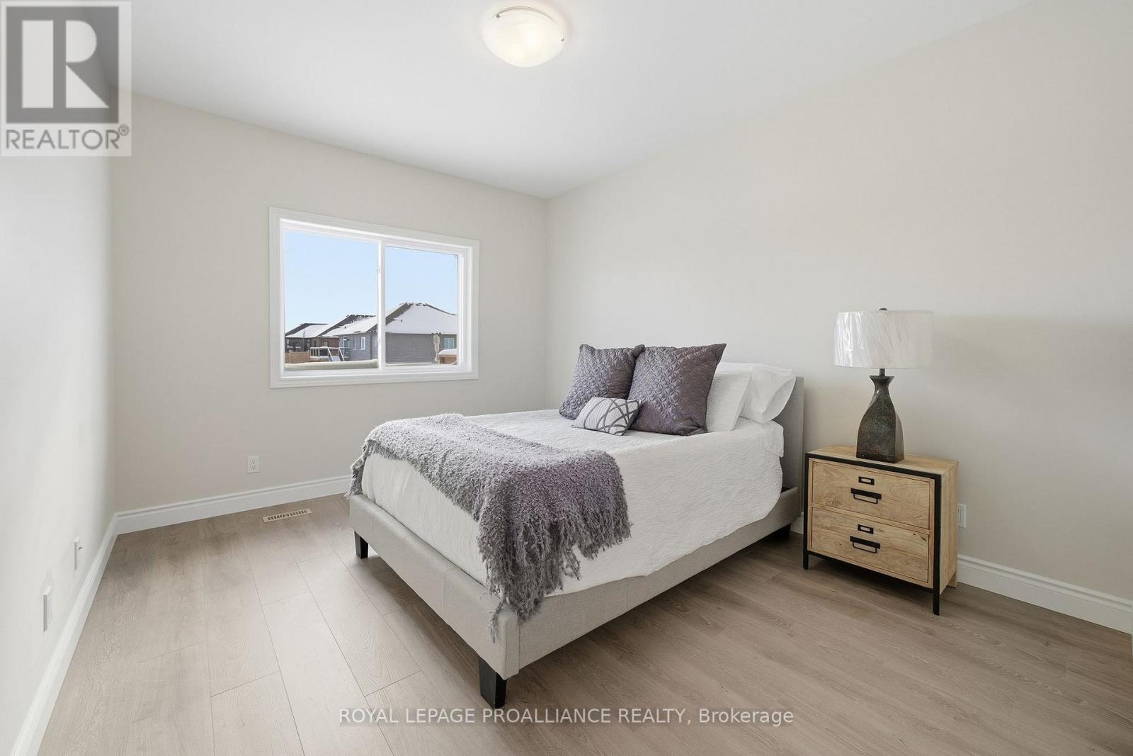 62 Raycroft Drive, Belleville, Ontario  K8N 0R4 - Photo 12 - X12713832