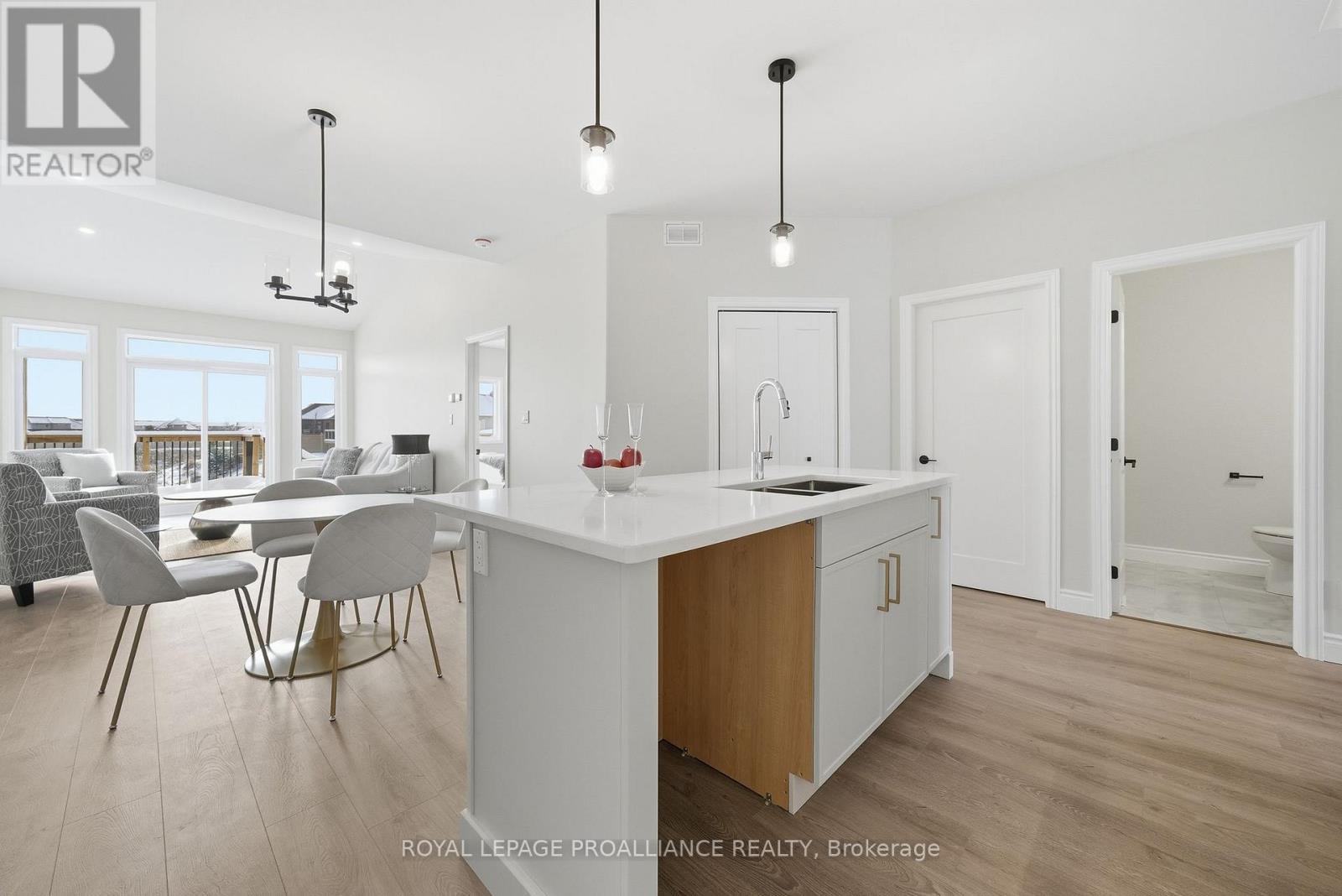 62 Raycroft Drive, Belleville, Ontario  K8N 0R4 - Photo 5 - X12713832