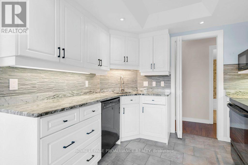 1001 - 2 South Front Street, Belleville, Ontario  K8N 5K7 - Photo 13 - X12713870