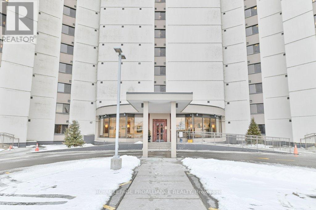 1001 - 2 South Front Street, Belleville, Ontario  K8N 5K7 - Photo 3 - X12713870