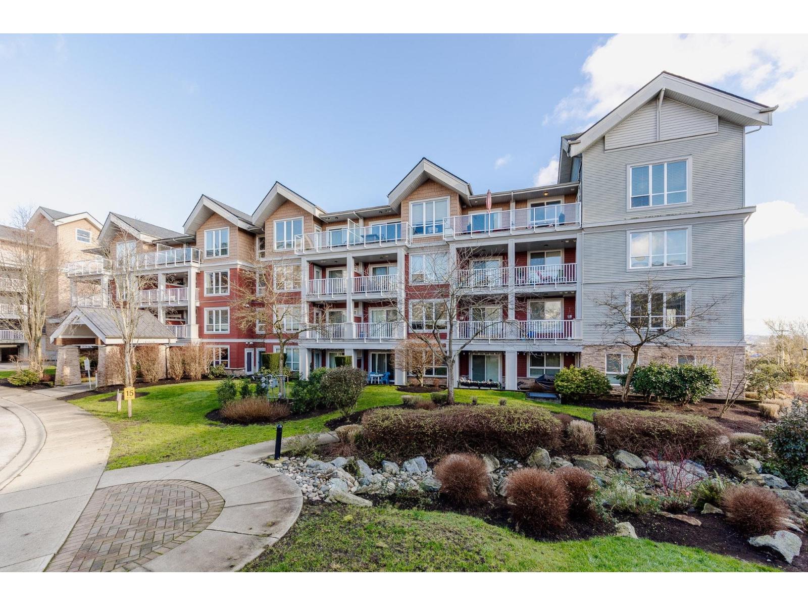 407 6450 194 Street, Surrey, British Columbia  V4N 6J8 - Photo 1 - R3081233