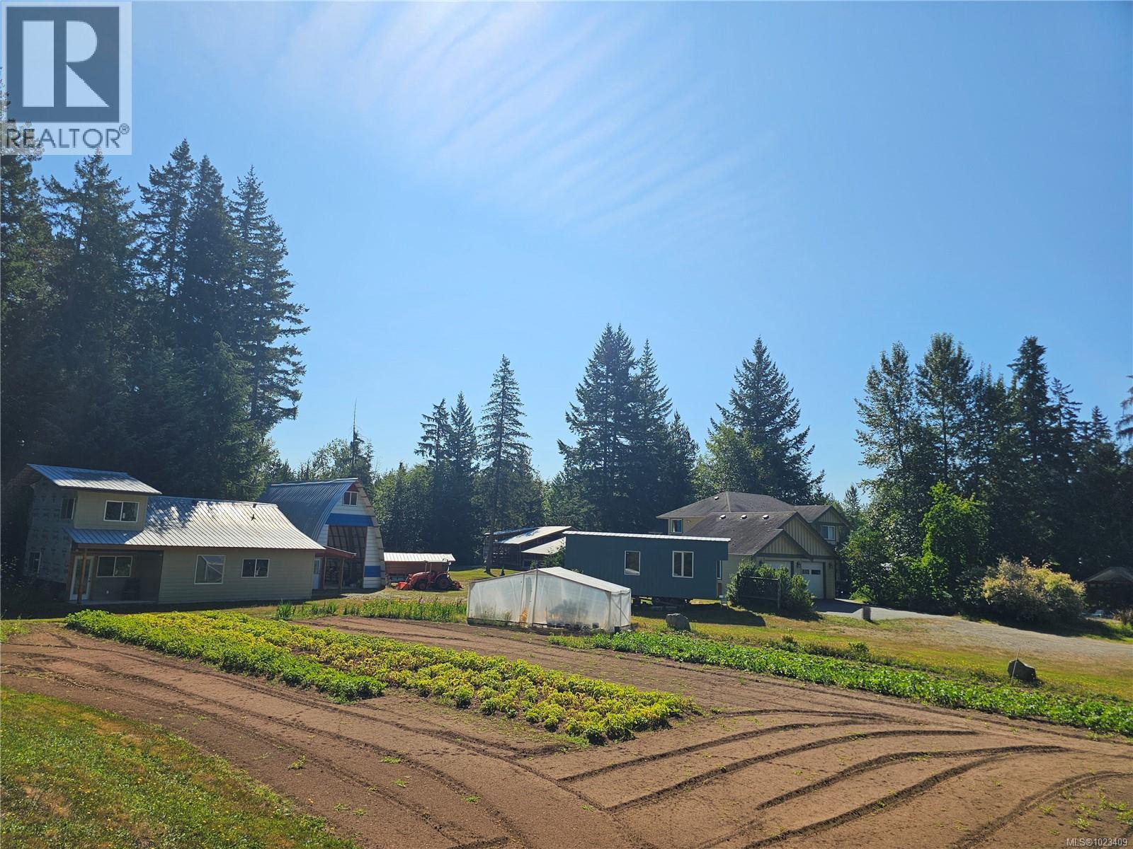 2156 Coleman Rd, Courtenay, British Columbia