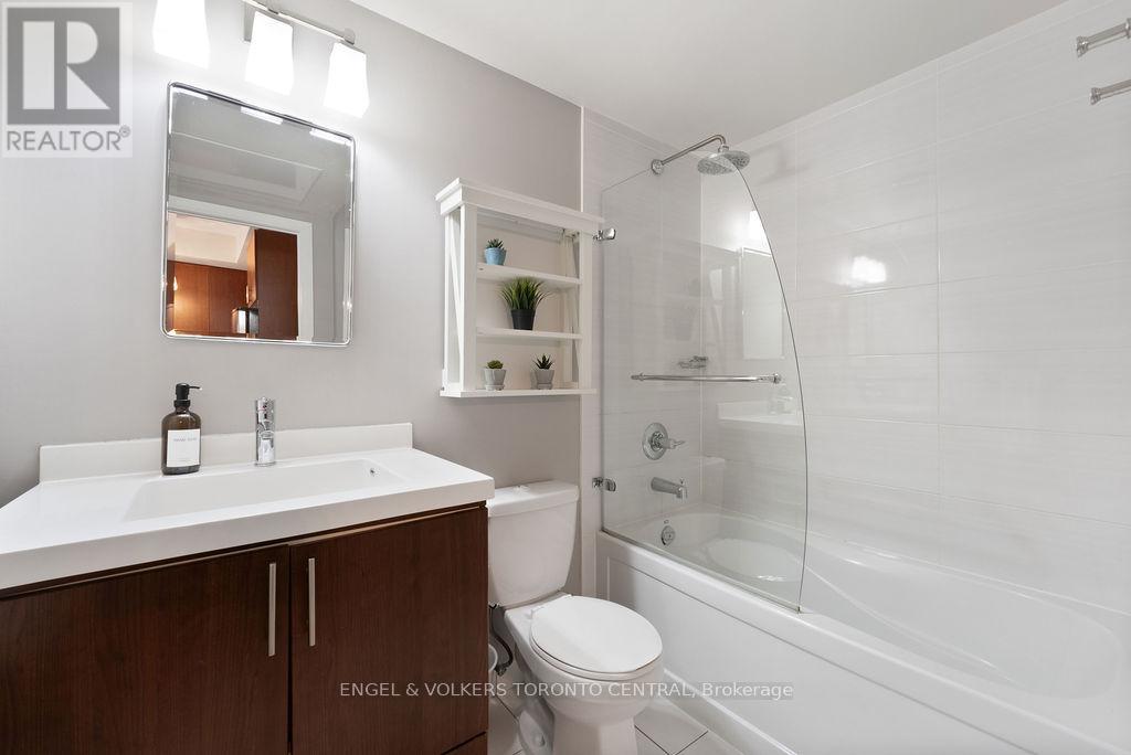 621 - 560 Front Street W, Toronto, Ontario  M5V 1C1 - Photo 12 - C12713650