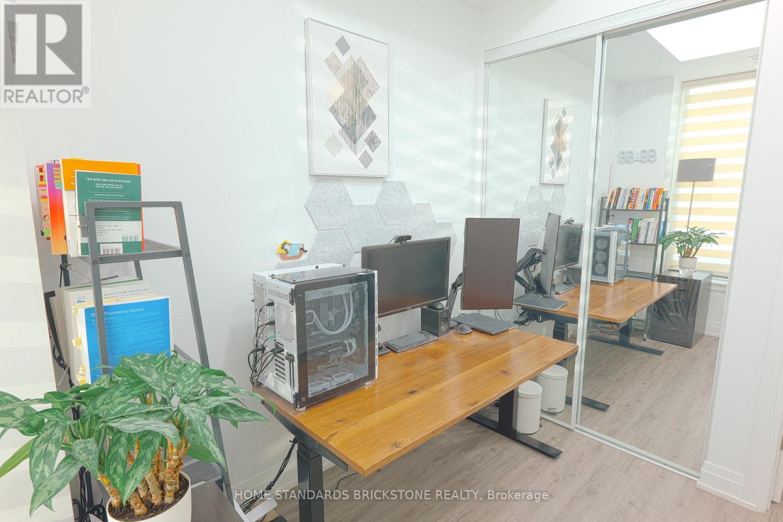 Ph503 - 75 Canterbury Place, Toronto, Ontario  M2N 2N1 - Photo 9 - C12713750