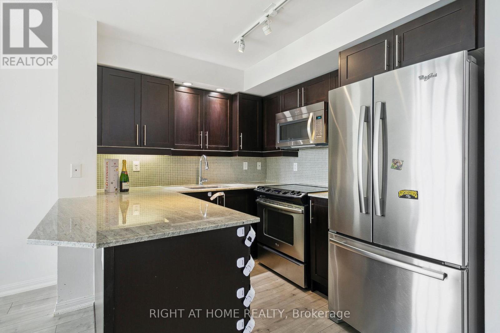 525 - 85 East Liberty Street, Toronto, Ontario  M6K 3R4 - Photo 4 - C12713766