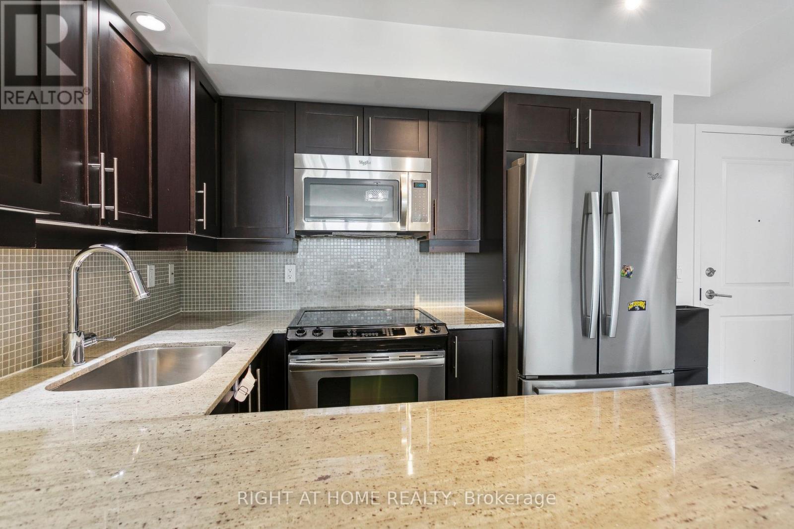 525 - 85 East Liberty Street, Toronto, Ontario  M6K 3R4 - Photo 5 - C12713766