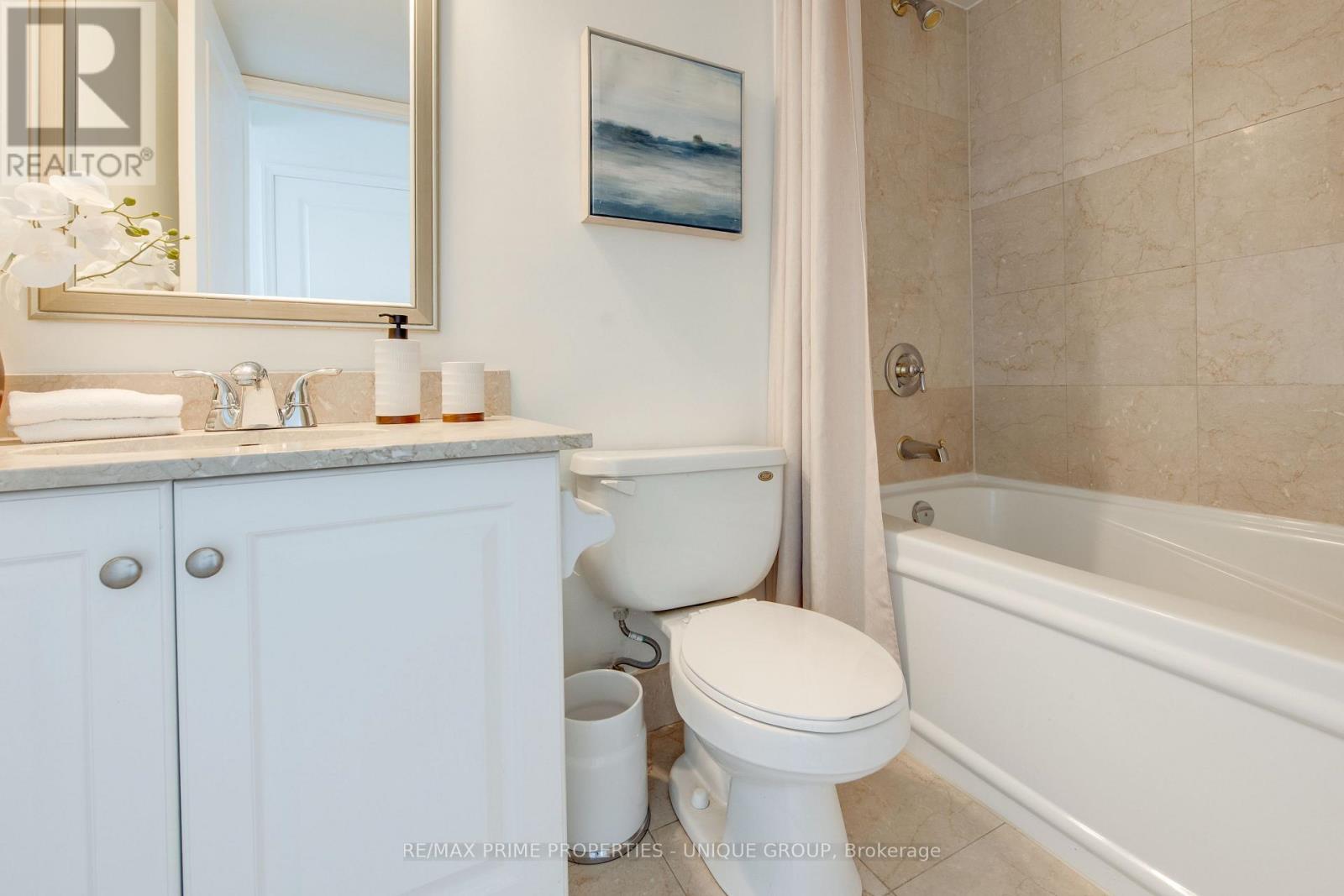 417 - 10 Delisle Avenue, Toronto, Ontario  M4V 3C6 - Photo 11 - C12713774