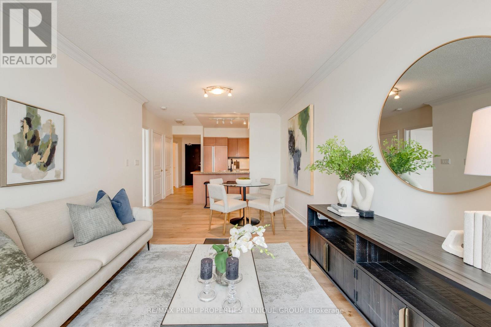 417 - 10 Delisle Avenue, Toronto, Ontario  M4V 3C6 - Photo 8 - C12713774