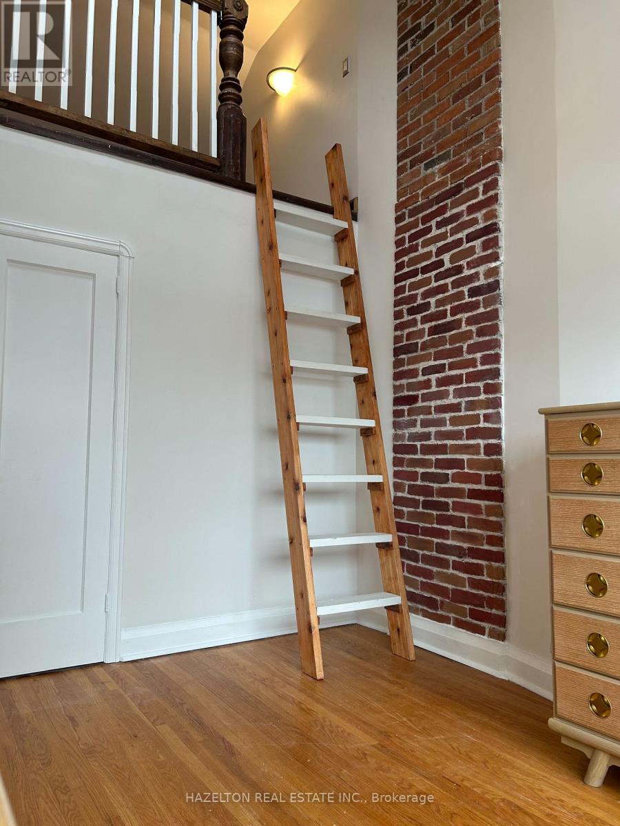 930 Eglinton Avenue E, Toronto, Ontario  M4G 2L3 - Photo 18 - C12713782