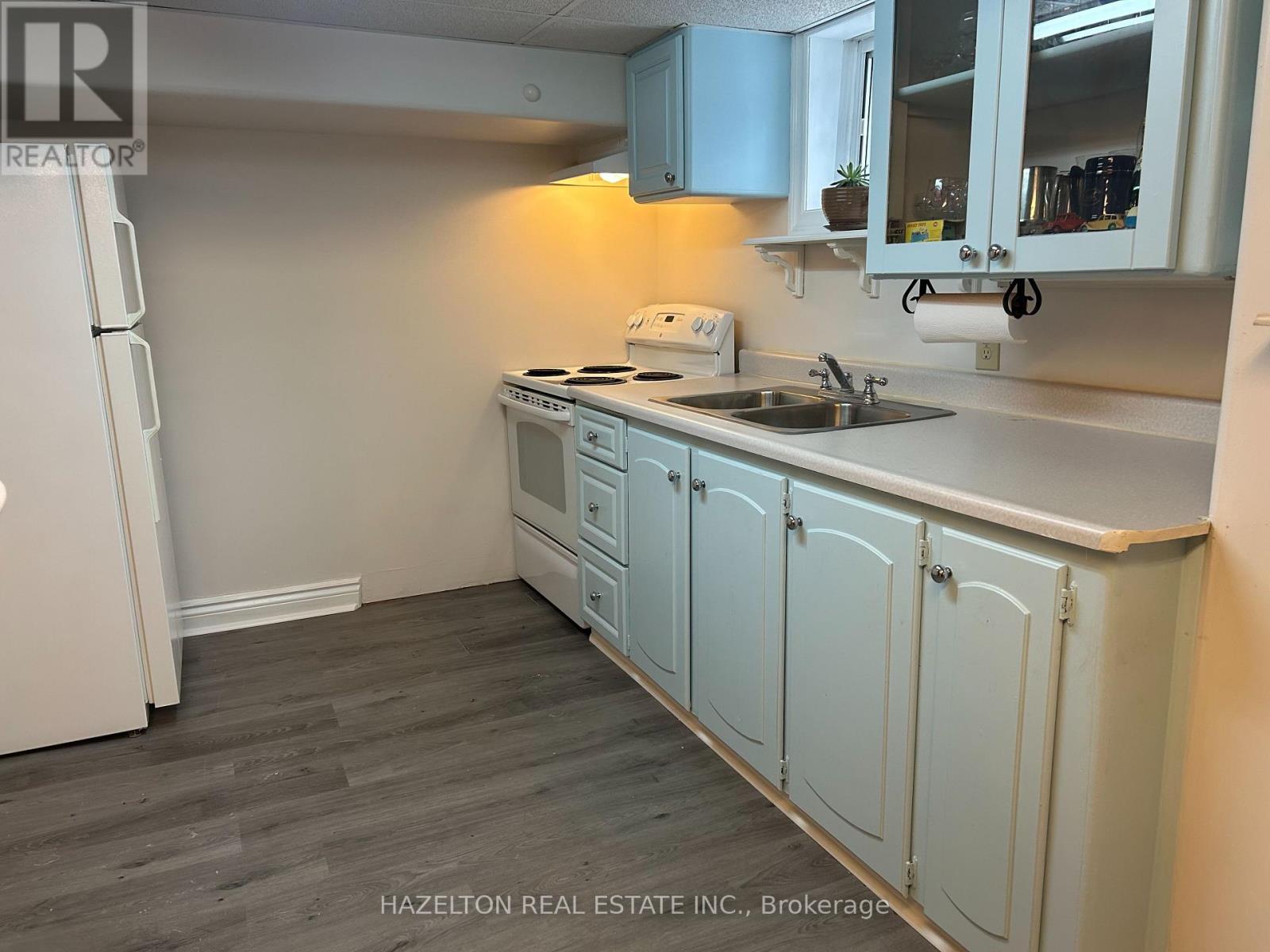 930 Eglinton Avenue E, Toronto, Ontario  M4G 2L3 - Photo 31 - C12713782