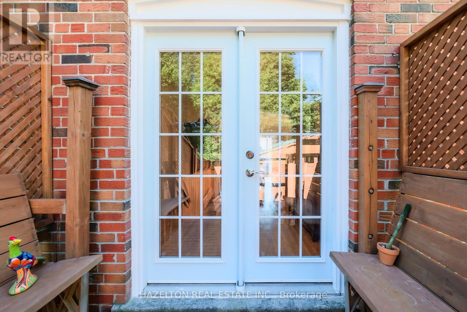 930 Eglinton Avenue E, Toronto, Ontario  M4G 2L3 - Photo 46 - C12713782