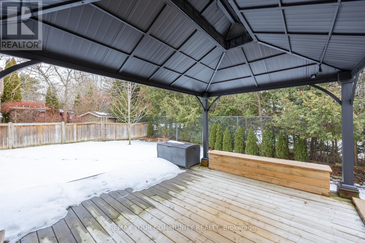 37 Leithridge Crescent, Whitby, Ontario  L1M 2N2 - Photo 32 - E12713678