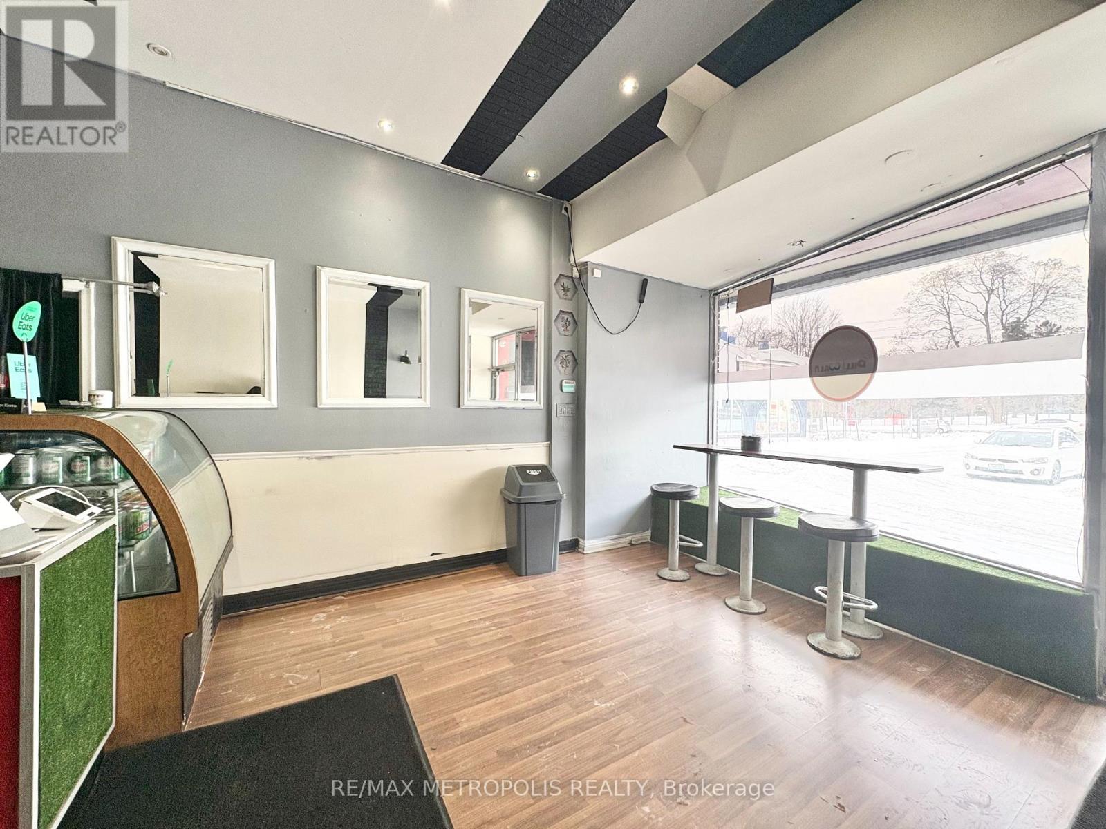 3547 St Clair Avenue E, Toronto, Ontario  M1K 1L6 - Photo 3 - E12713790