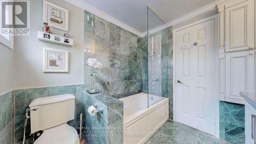 25 Sandusky Crescent, Aurora, Ontario  L4G 3N3 - Photo 22 - N12713830