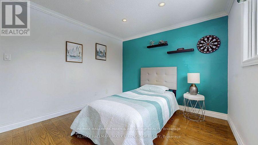 25 Sandusky Crescent, Aurora, Ontario  L4G 3N3 - Photo 27 - N12713830