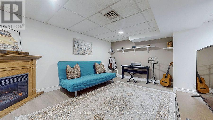 25 Sandusky Crescent, Aurora, Ontario  L4G 3N3 - Photo 29 - N12713830