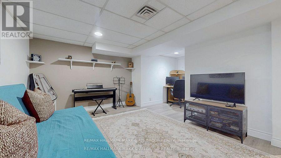 25 Sandusky Crescent, Aurora, Ontario  L4G 3N3 - Photo 31 - N12713830