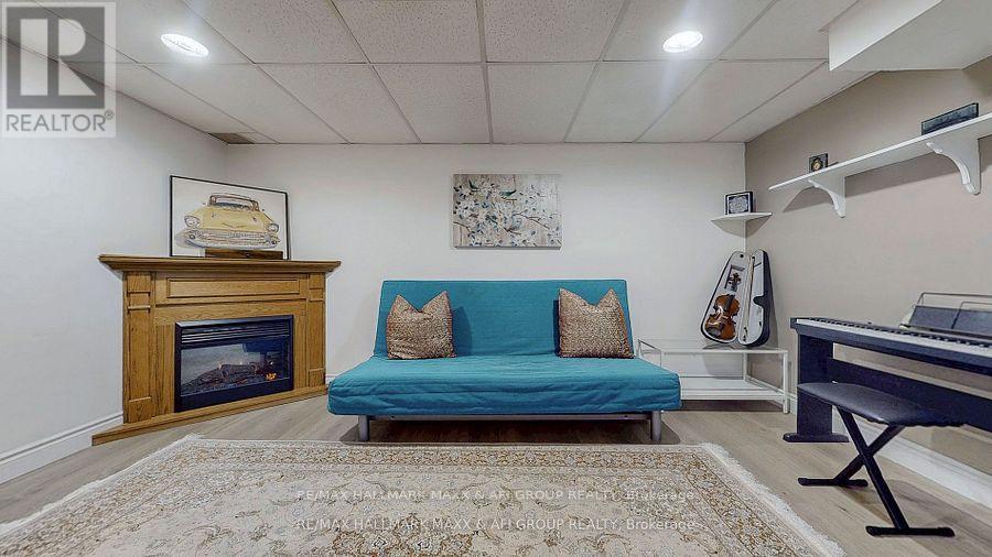 25 Sandusky Crescent, Aurora, Ontario  L4G 3N3 - Photo 32 - N12713830