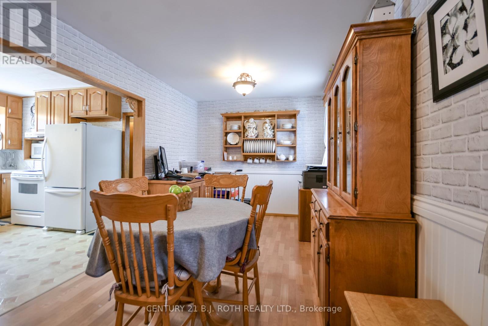 27 Simcoe Street, Orillia, Ontario  L3V 1G5 - Photo 8 - S12713688