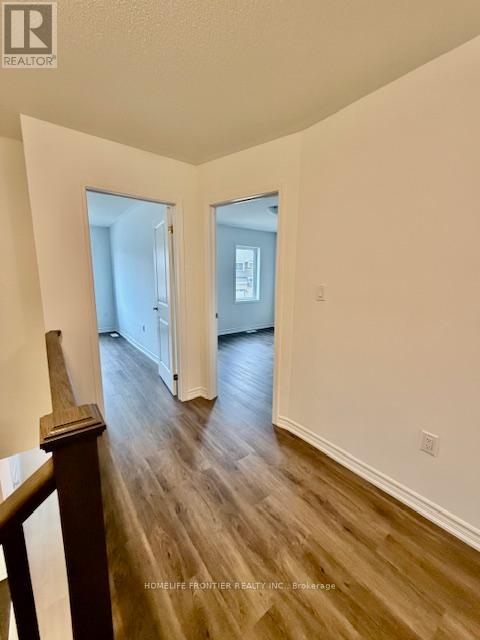 9 Vinewood Crescent, Barrie, Ontario  L9J 0B7 - Photo 14 - S12713836