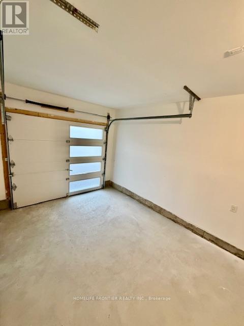 9 Vinewood Crescent, Barrie, Ontario  L9J 0B7 - Photo 27 - S12713836