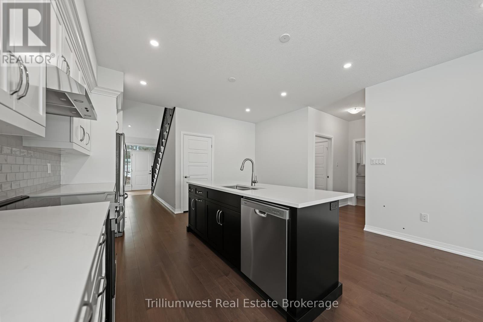 273 Harrison Street, Centre Wellington, Ontario  N0B 1S0 - Photo 11 - X12680908