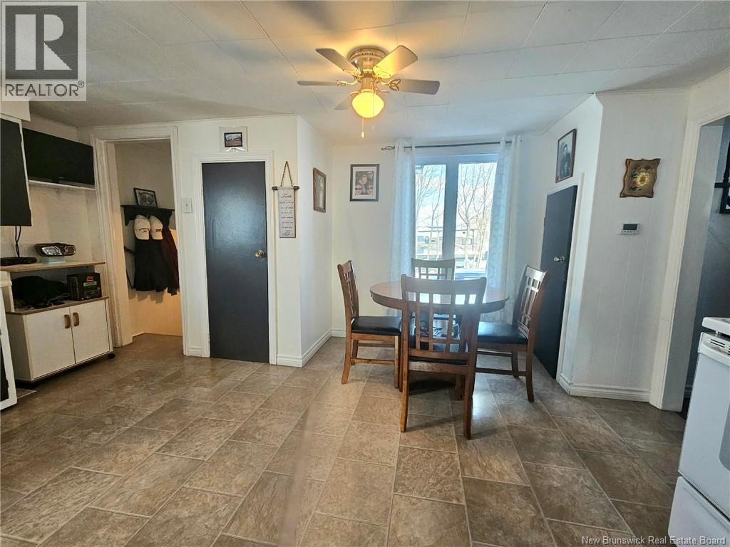 851 Helen, Bathurst, New Brunswick  E2A 2E6 - Photo 21 - NB132434