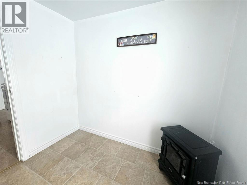 851 Helen, Bathurst, New Brunswick  E2A 2E6 - Photo 22 - NB132434