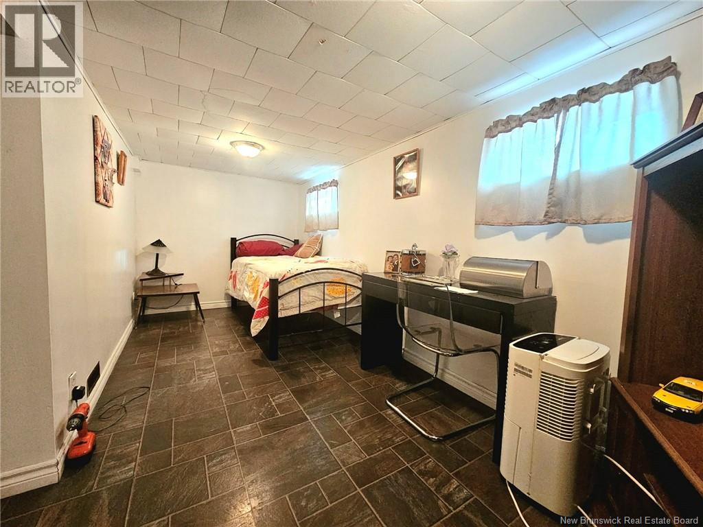 851 Helen, Bathurst, New Brunswick  E2A 2E6 - Photo 47 - NB132434