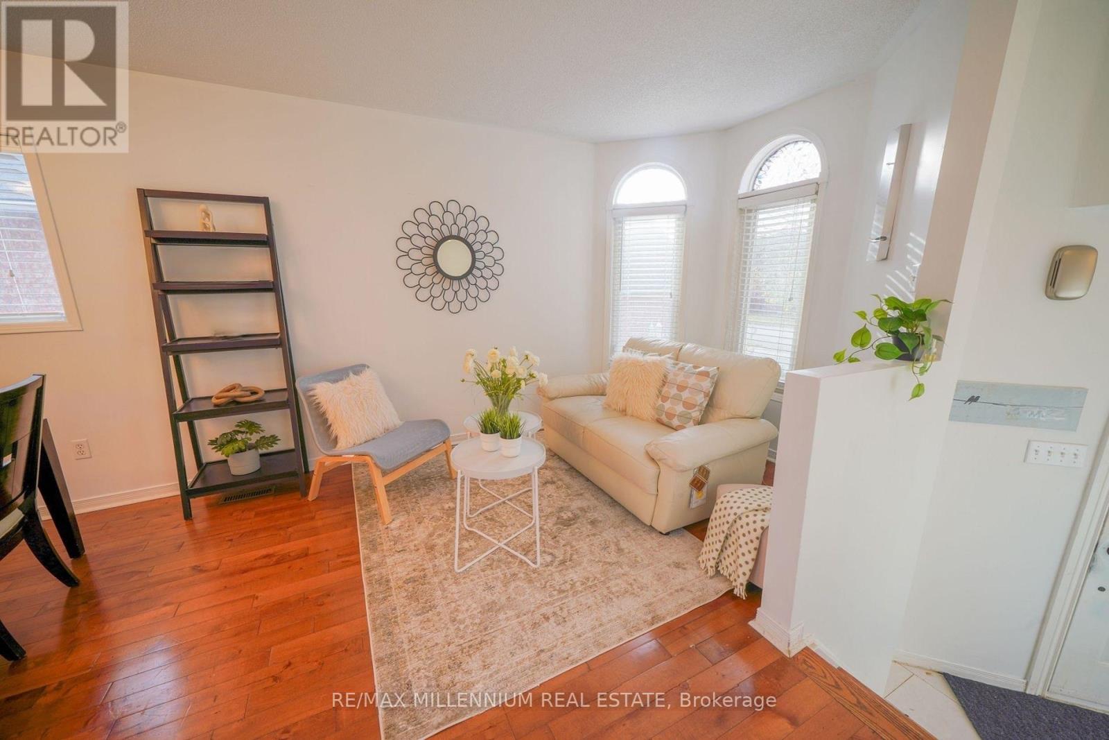 145 Springview Drive, Brampton, Ontario  L6X 4K2 - Photo 7 - W12713336